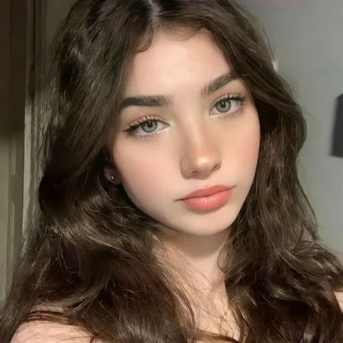 Blonde Hair AI filter