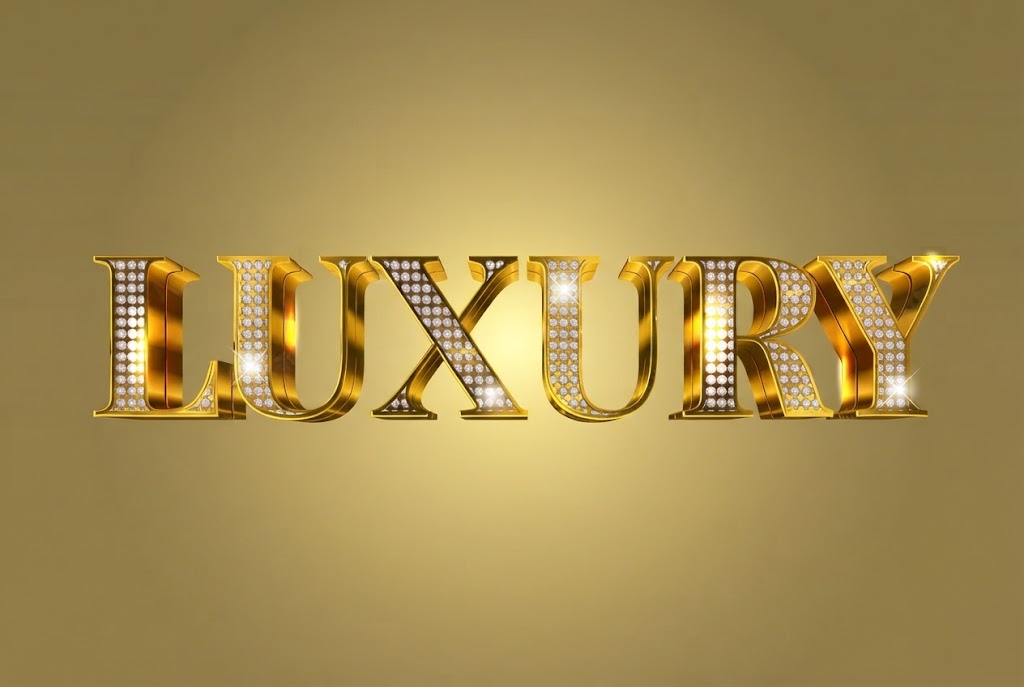 Gold and diamond encrusted 3D text effect